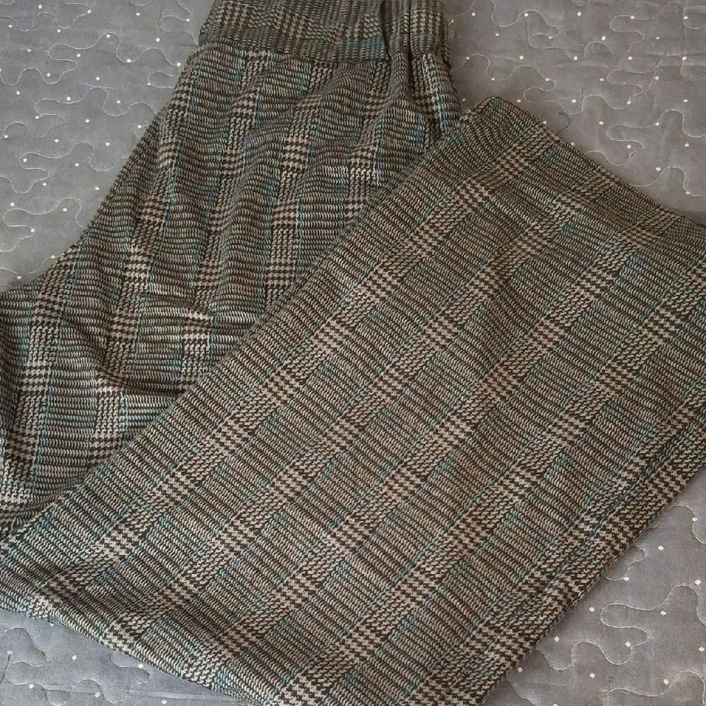 Robert Louis Plaid Women's Pull on Pants size small